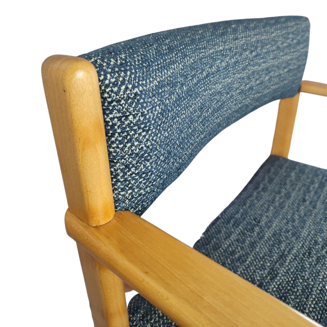 Set of Six Blonde Mid Century Dining Chairs by Parker Knoll (Model 1089/90)