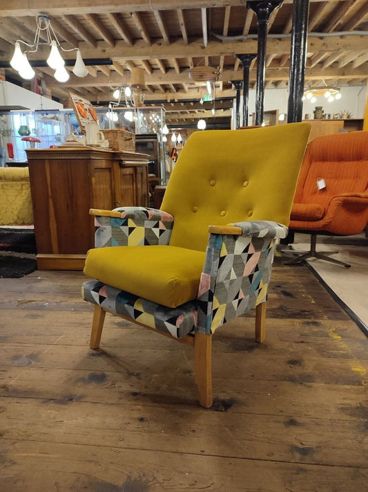 Retro Mid Century Lounge Chair With Eye Popping Flair (New Upholstery)