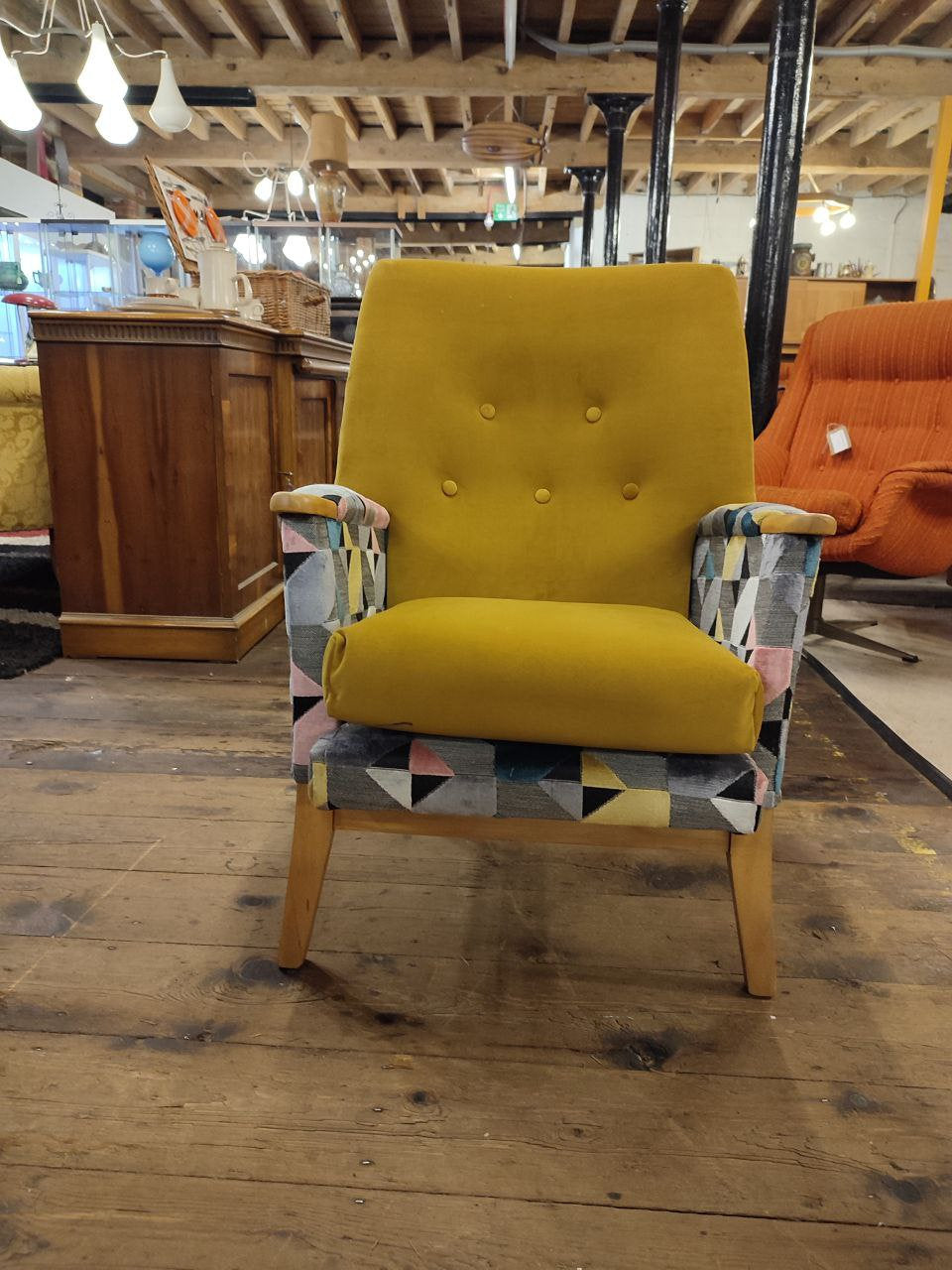 Retro Mid Century Lounge Chair With Eye Popping Flair (New Upholstery)