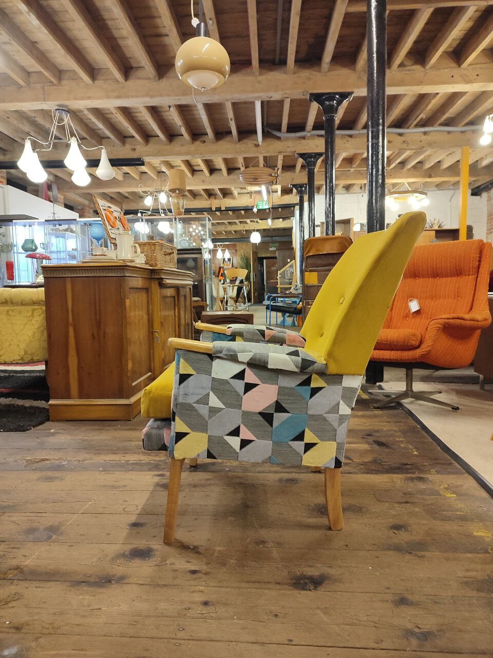 Retro Mid Century Lounge Chair With Eye Popping Flair (New Upholstery)