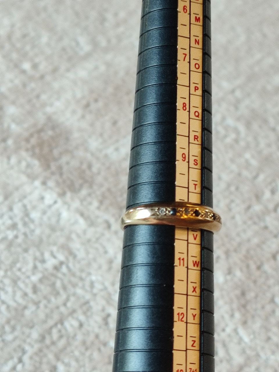 Vintage 9ct Gold Ring with Diamonds and Sapphires