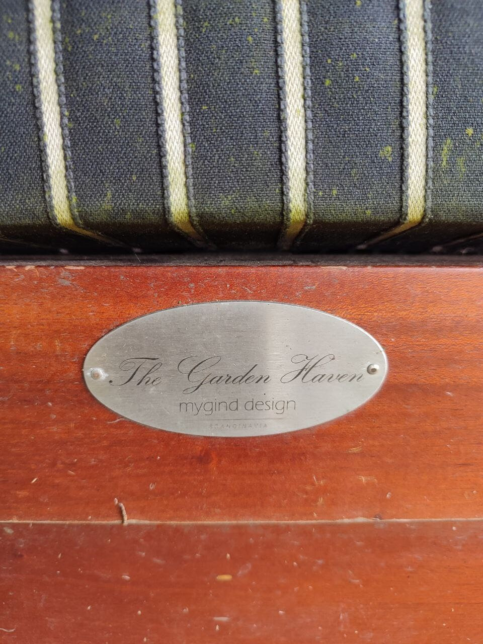 Luxurious Victorian Style Mahogany 'Captain Seat' Garden Lounger with Marine Upholstery and Stainless Steel Accents by Mygind Design