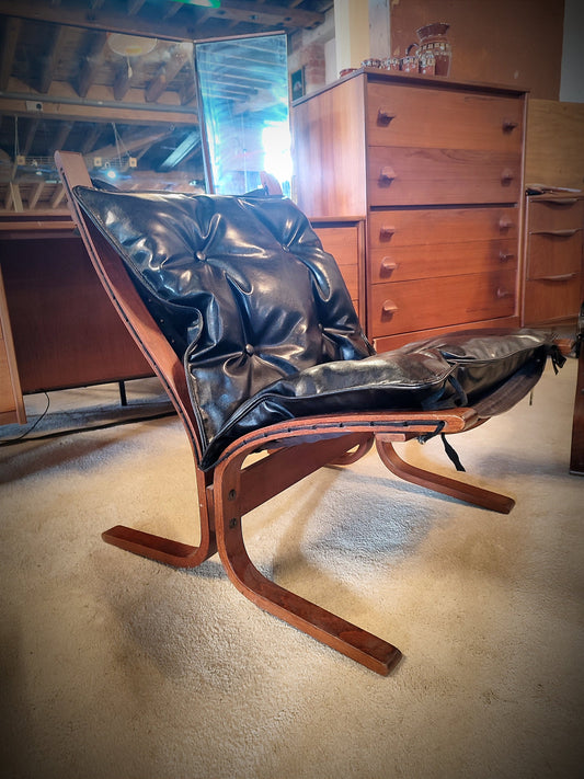 Iconic Siesta Armchair by Ingmar Relling for Westnofa