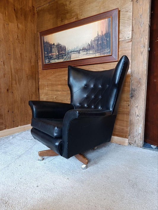 Iconic G-Plan 6250 "Blofeld Villain Chair" from 1960s James Bond Film (New Upholstery Included)