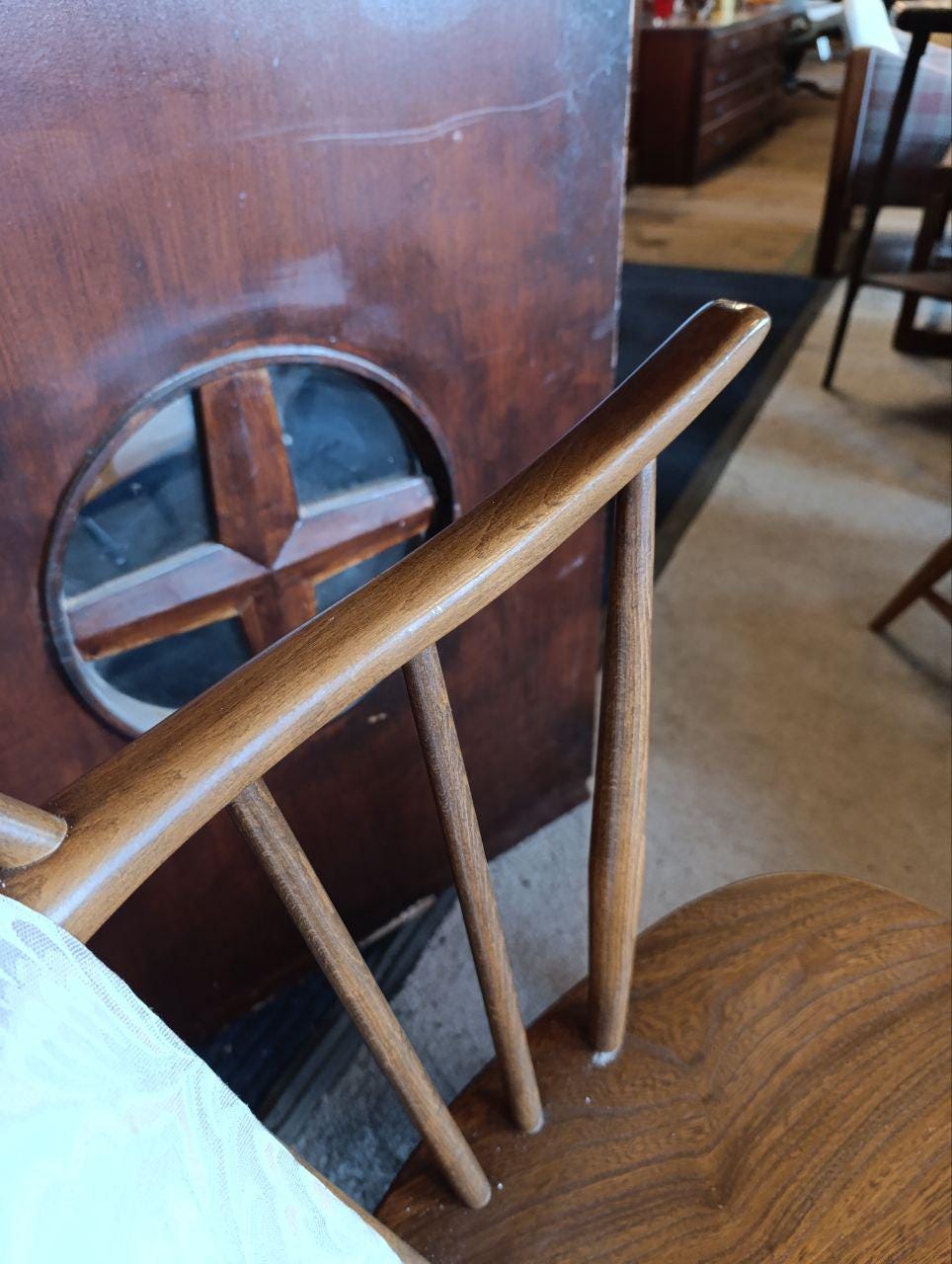 Mid Century Ercol Chairmakers Windsor Chair – Lucian Ercolani Design