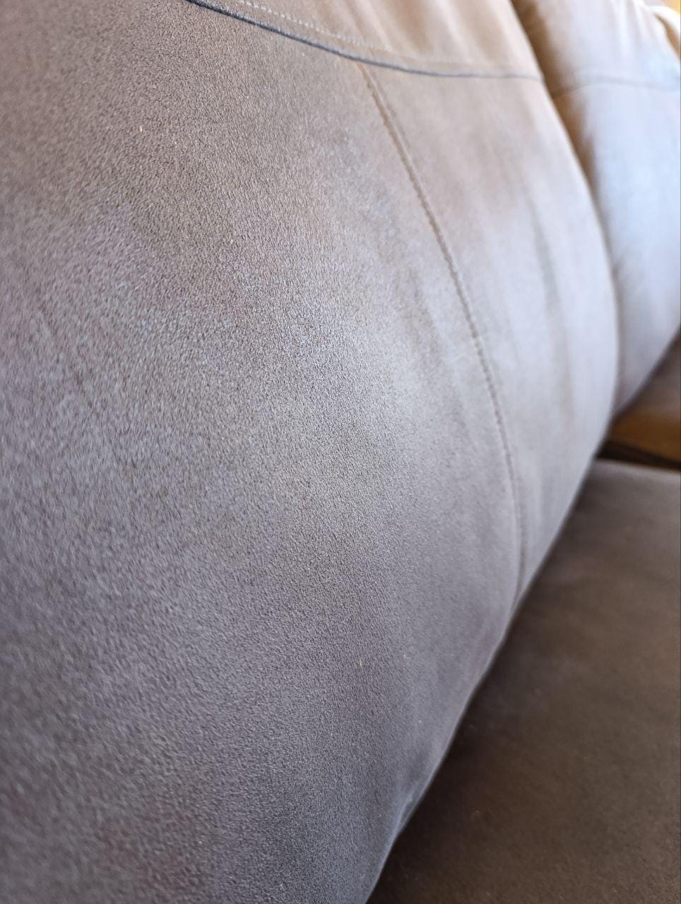 Luxurious Victorian Style 3-Seater Sofa in Plush Velvet Charcoal Grey