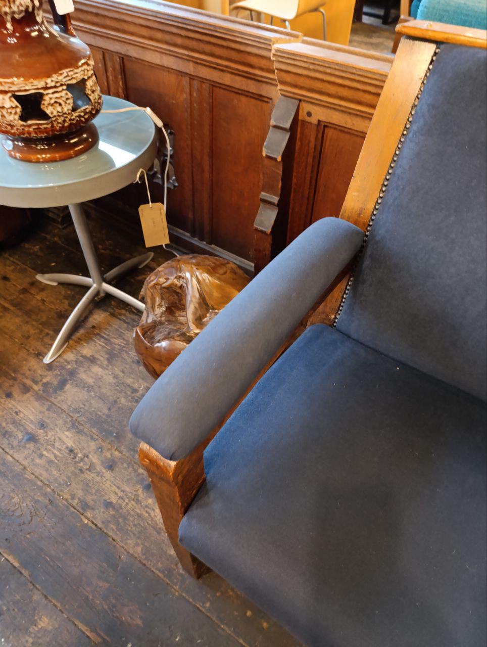 Traditional British Three-Seater Oak Chair in Wool-Blend Upholstery