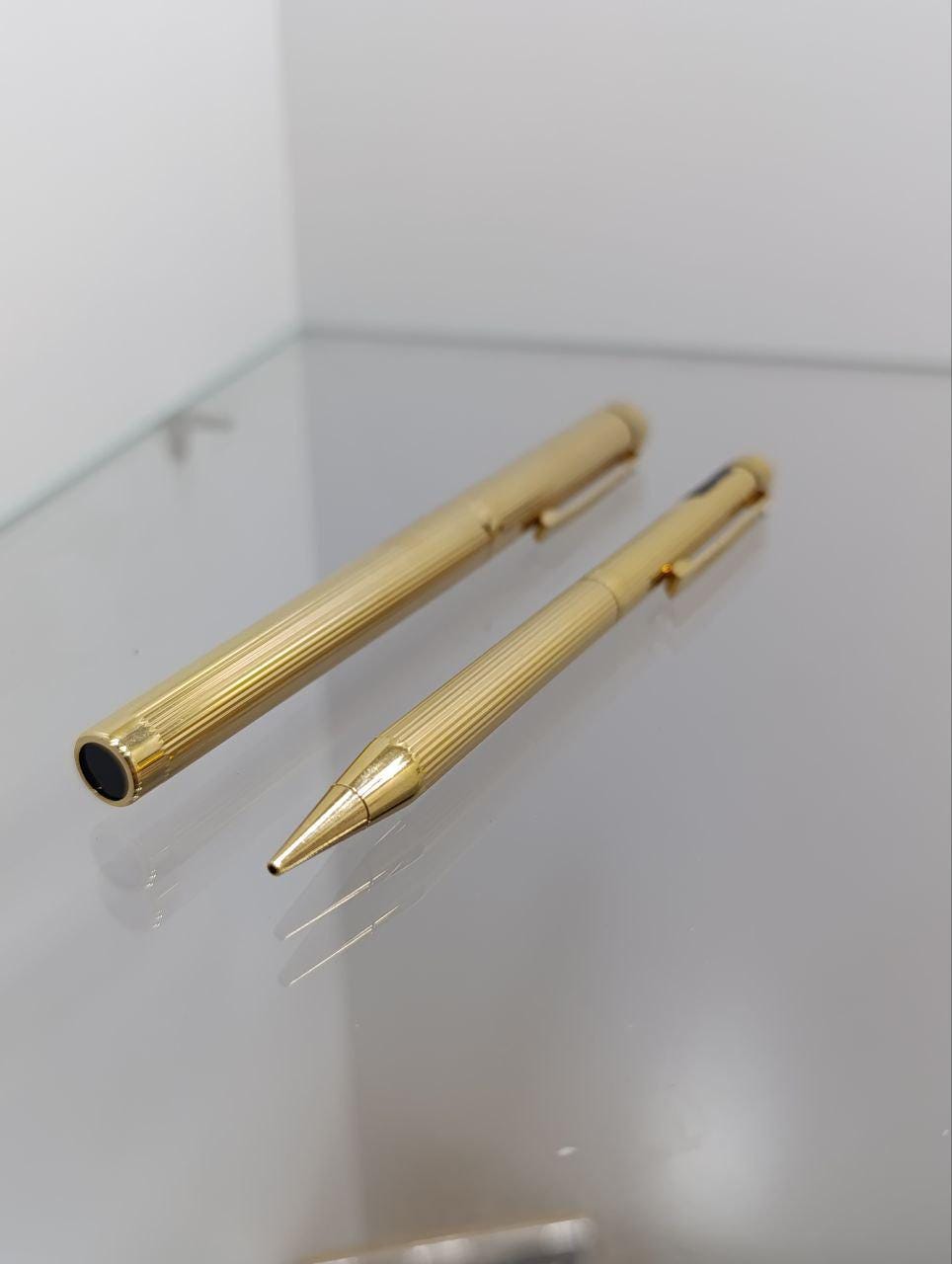 Rare Vintage Sheaffer Targa Classic Fountain Pen & Pencil Set - Fluted Gold Plate