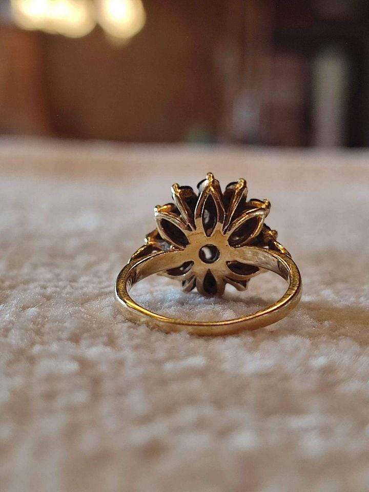 Exquisite 9ct Gold Cluster Ring with Sapphires and Pearl (1967)
