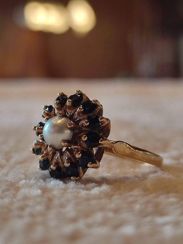 Exquisite 9ct Gold Cluster Ring with Sapphires and Pearl (1967)