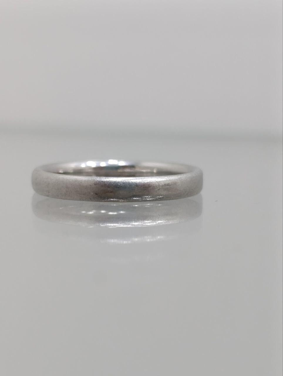 Elegant Diamond Half Hoop Eternity Ring - Platinum - Size L