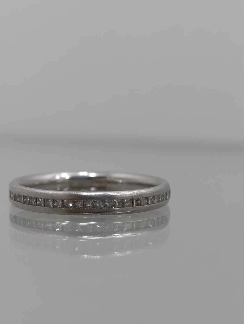Elegant Diamond Half Hoop Eternity Ring - Platinum - Size L