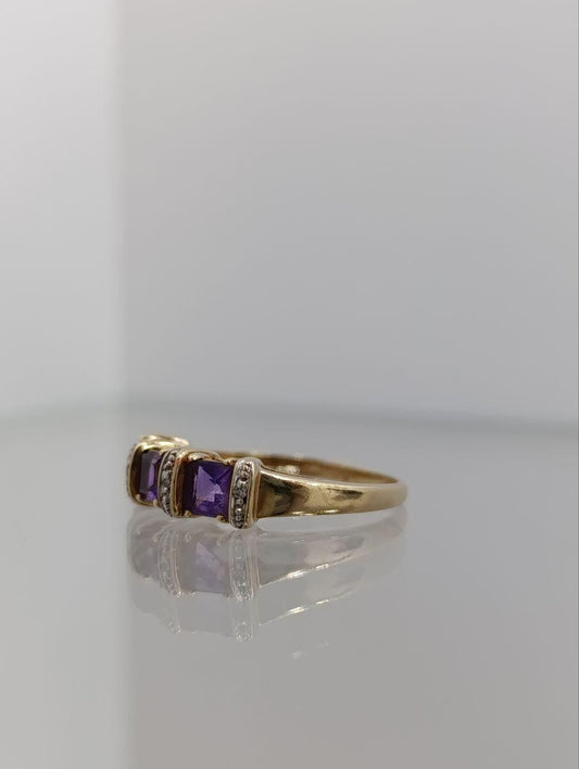 Vintage 9ct Gold Amethyst & Diamond Trilogy Ring