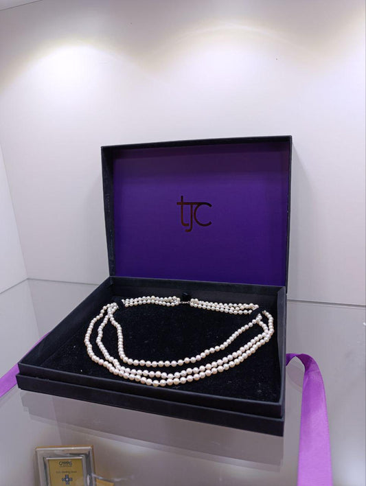 Stunning Graduated Pearl Necklace - 20 Inches - Okoya Pearls - White Gold Clasp