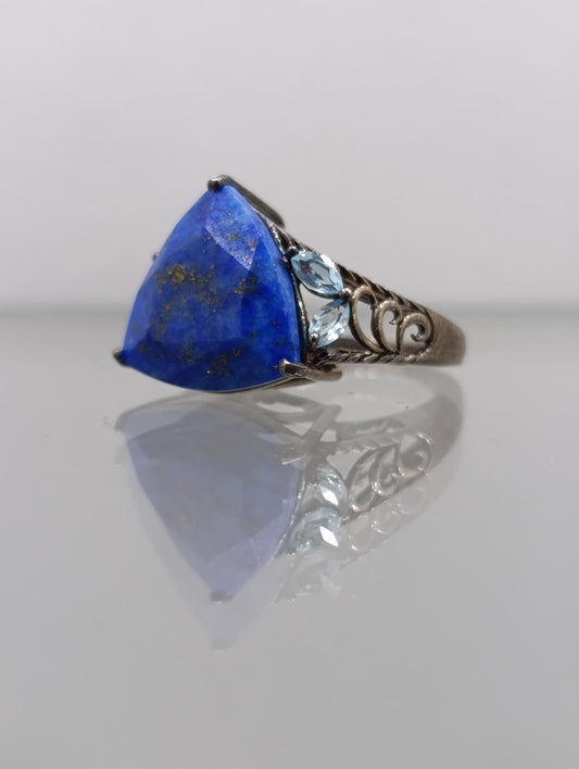 Sterling Silver Ring with Lapis Lazuli Stone - Size K