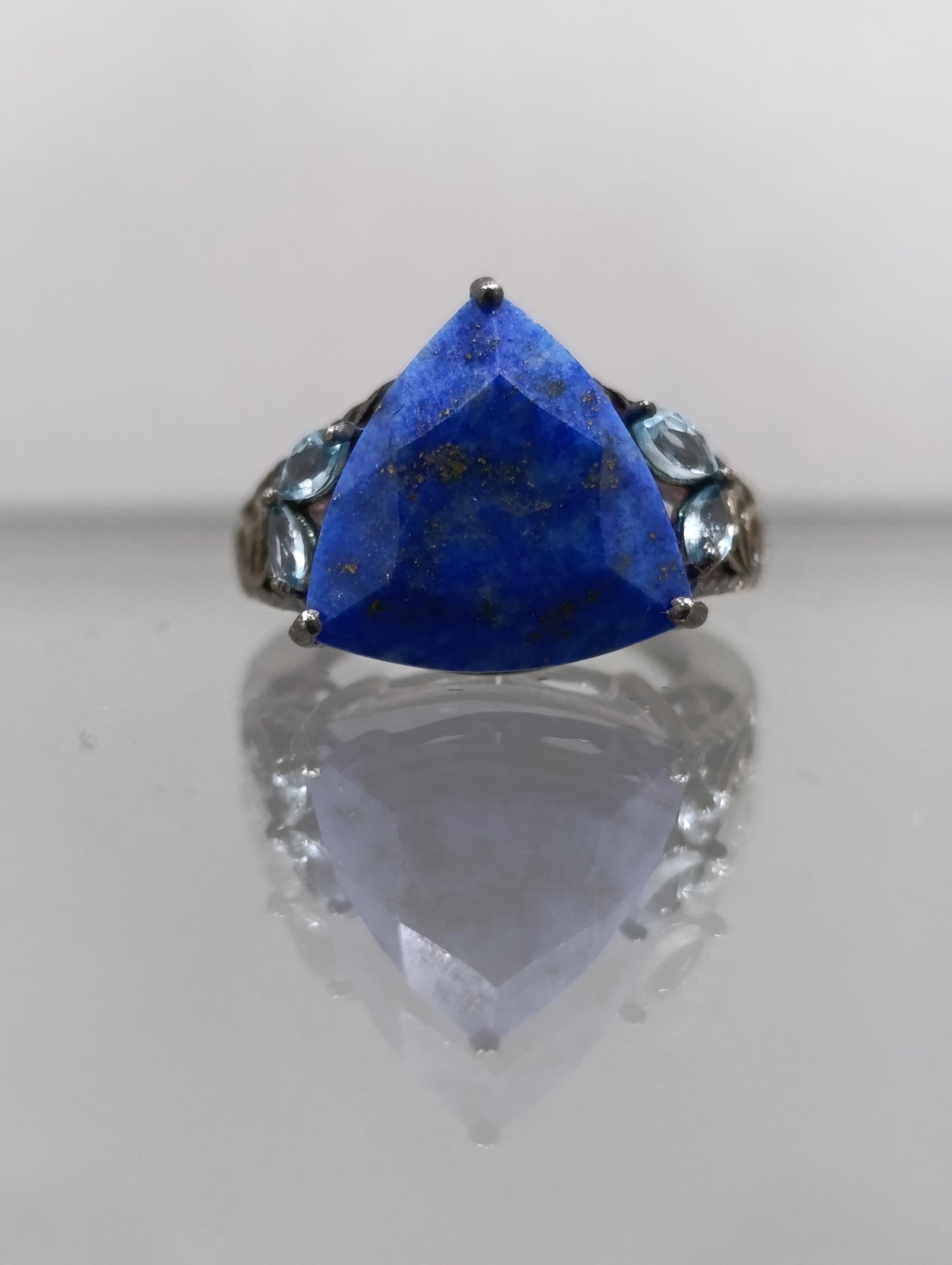Sterling Silver Ring with Lapis Lazuli Stone - Size K