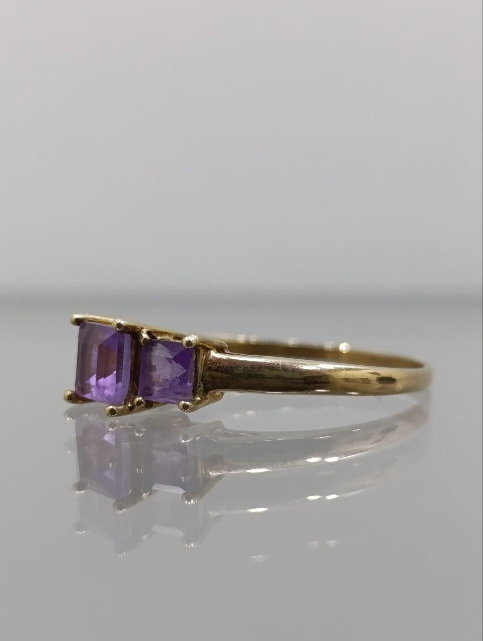 Exquisite 9ct Gold Amethyst & Diamond Three Stone Ring - Size T 1/2