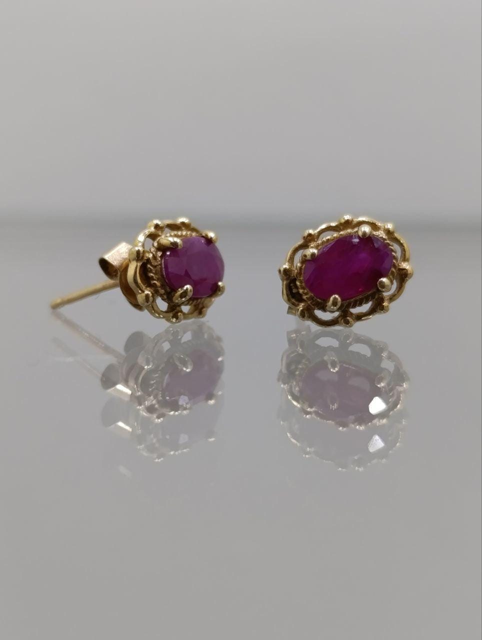 Striking 9ct Gold Ruby & Diamond Stud Earrings - Gift Boxed