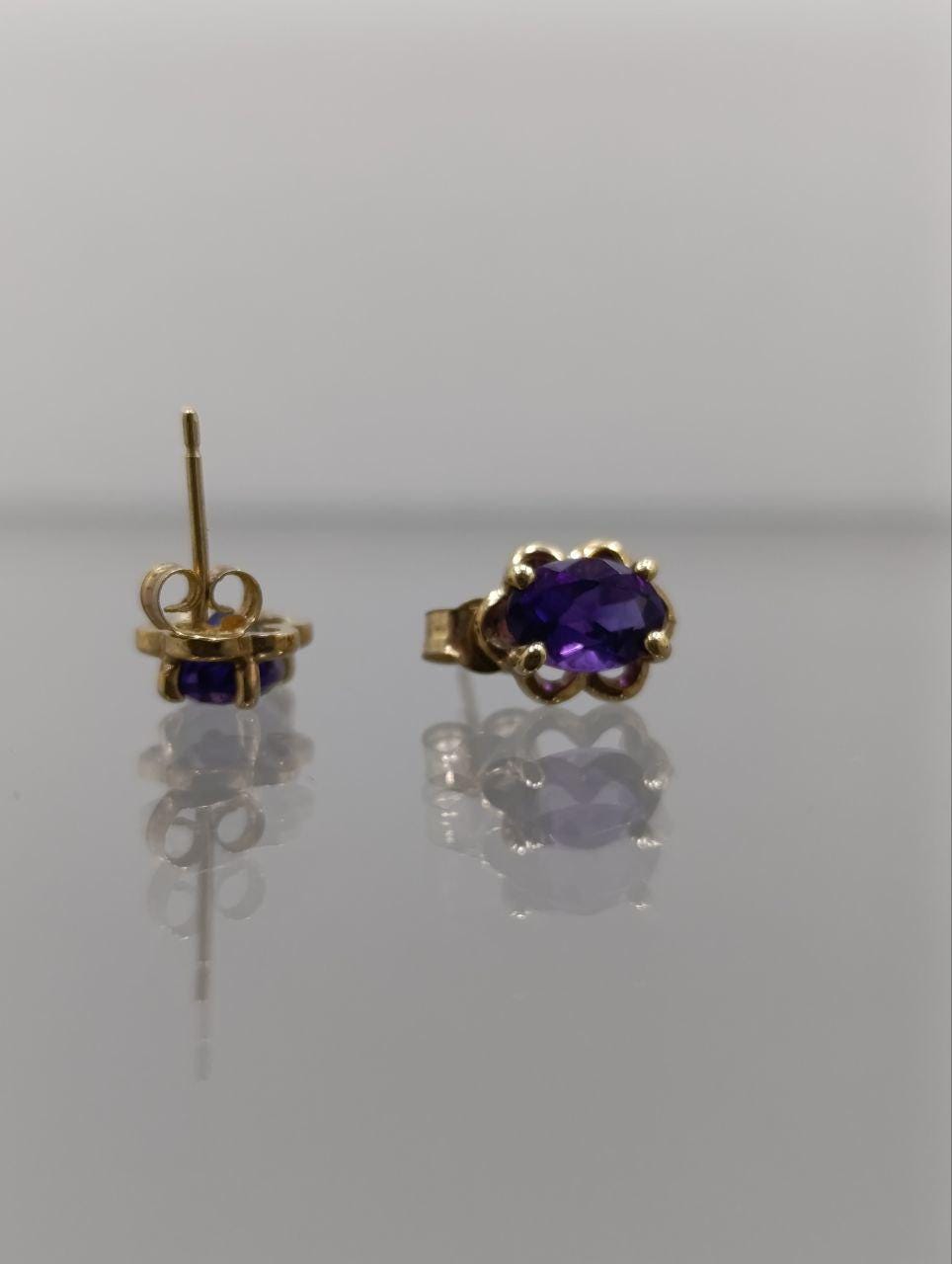 9ct Gold Amethyst Stud Earrings with Fancy Edging - Gift Boxed