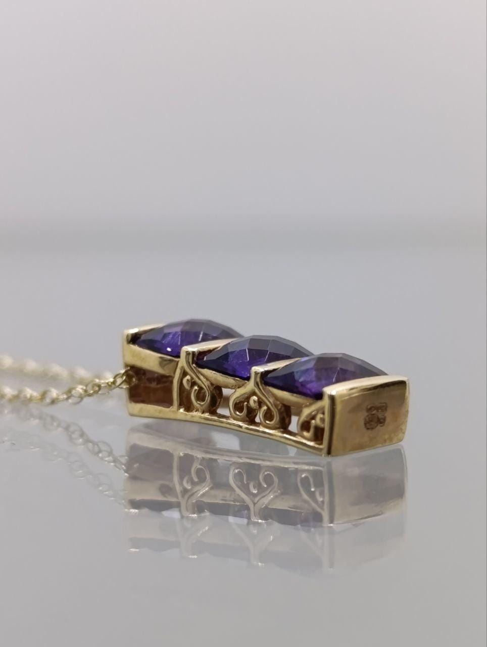 14ct Gold Amethyst Bar Pendant Necklace - 18 Inch Chain