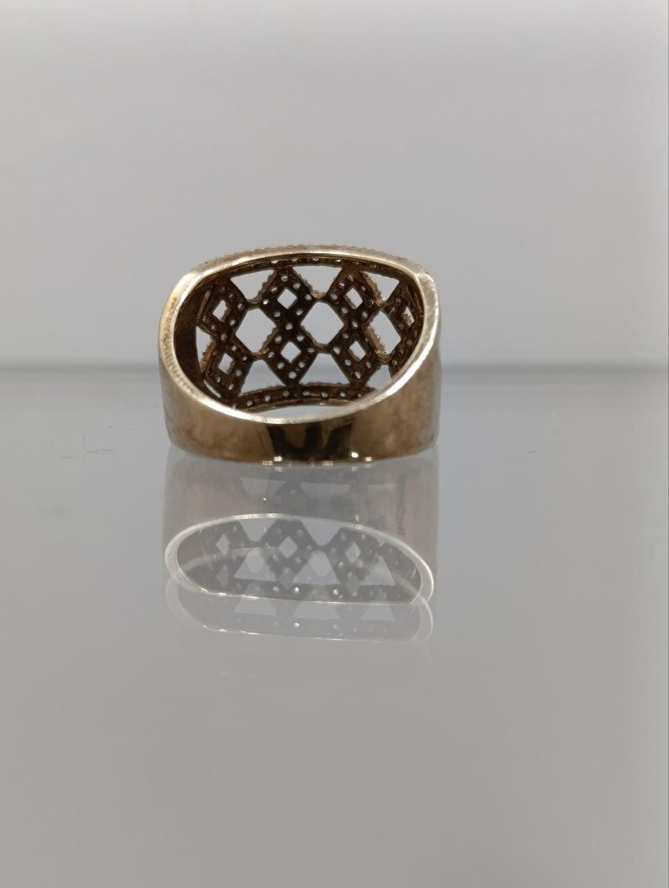 Dazzling 9ct Gold Diamond Cluster Ring - 0.5ct - Size P