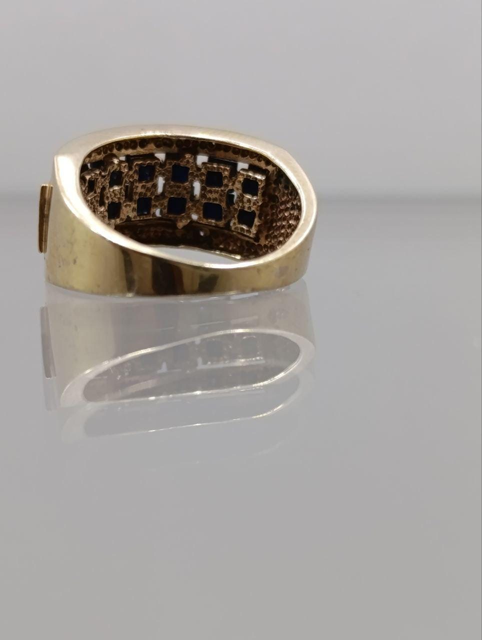 9ct Gold Sapphire Ring - Size K