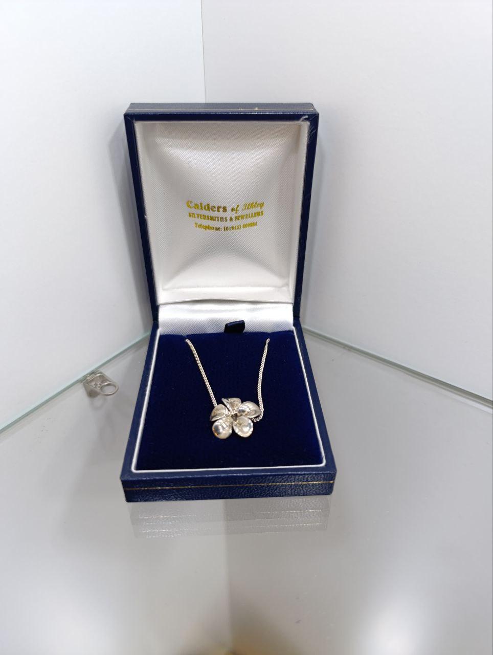 Sterling Silver Forget-me-not Flower Necklace - 18 Inch Chain