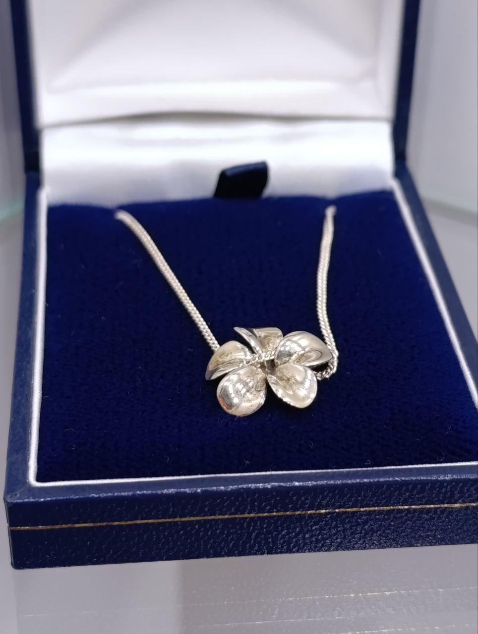 Sterling Silver Forget-me-not Flower Necklace - 18 Inch Chain