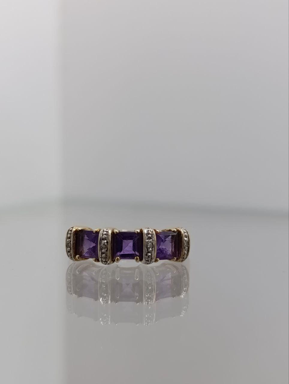 Vintage 9ct Gold Amethyst & Diamond Trilogy Ring