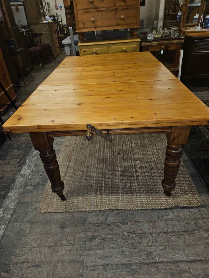 Antique Pine Wind-Out Dining Table & 6 Chairs - Rustic Farmhouse Style