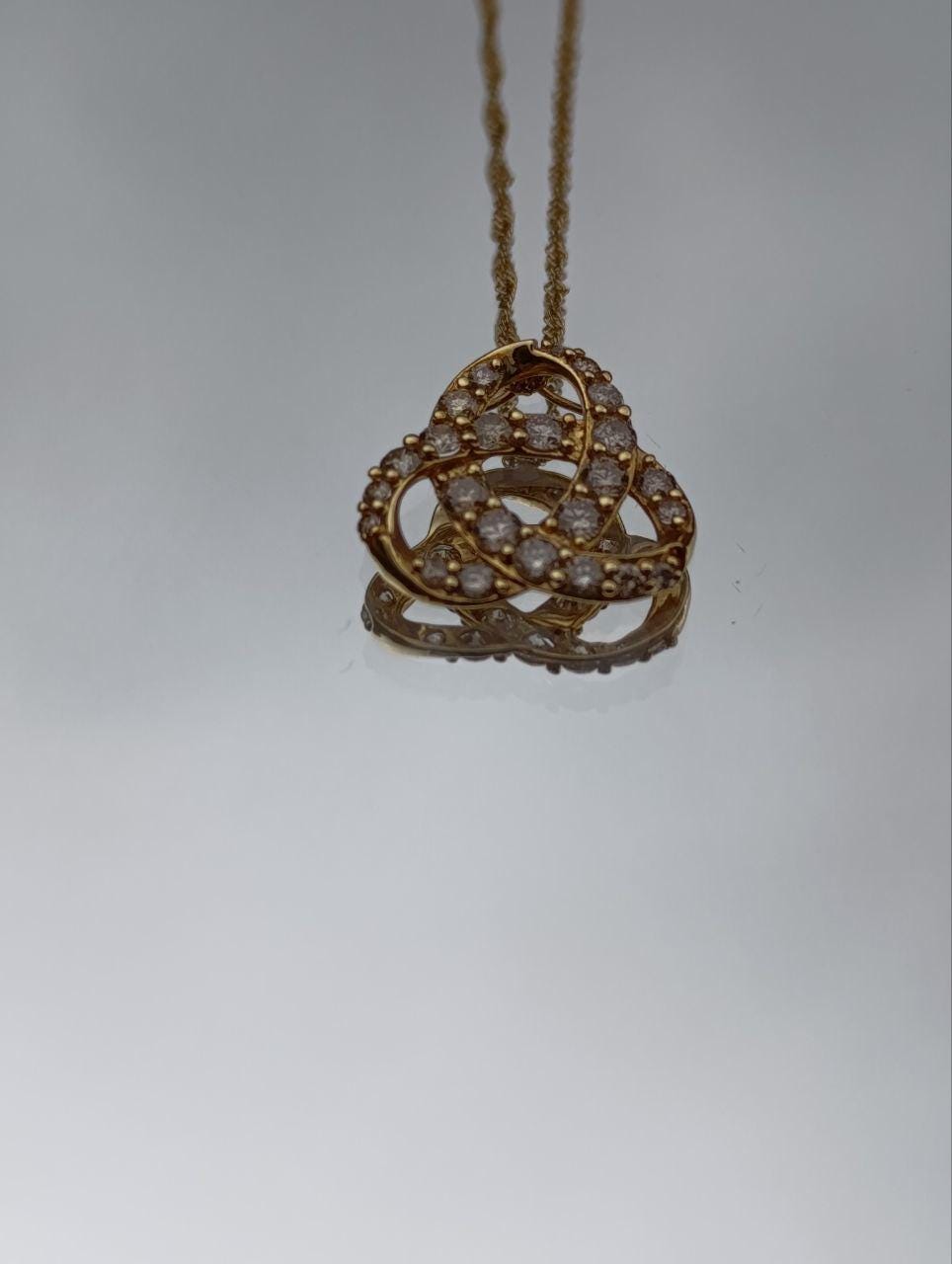 18ct Gold Diamond Knot Pendant Necklace - 1ct Sparkle
