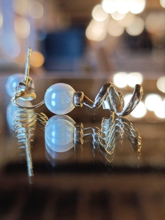 Elegant 14ct Gold Twist Drop Pearl Earrings