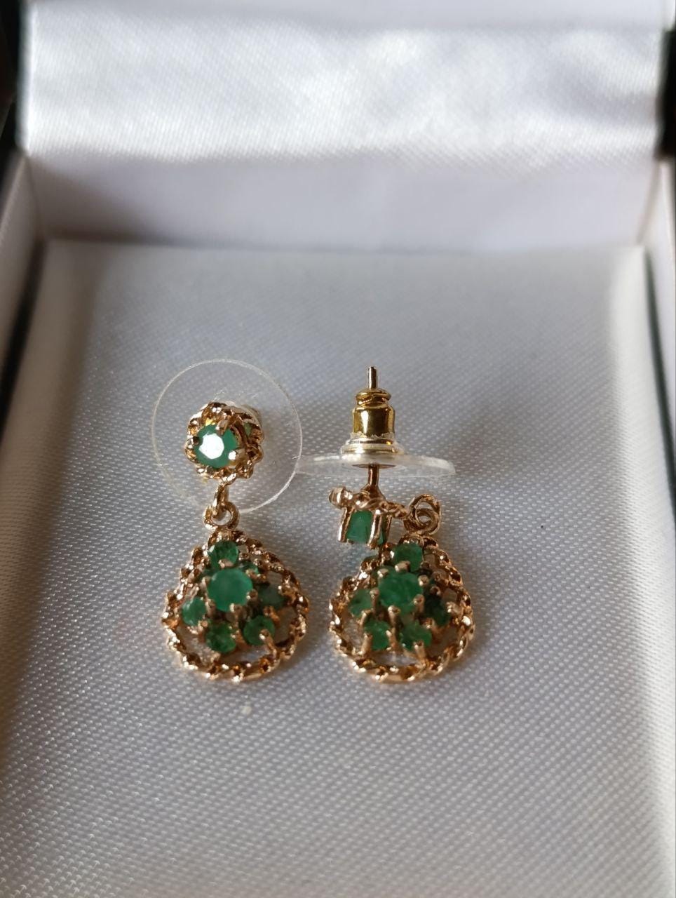 9ct Gold & Nephrite Drop Earrings - Elegant Oval Design