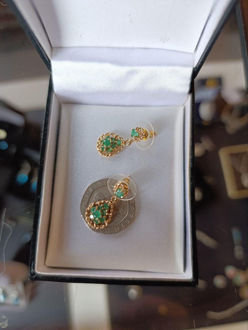 9ct Gold & Nephrite Drop Earrings - Elegant Oval Design