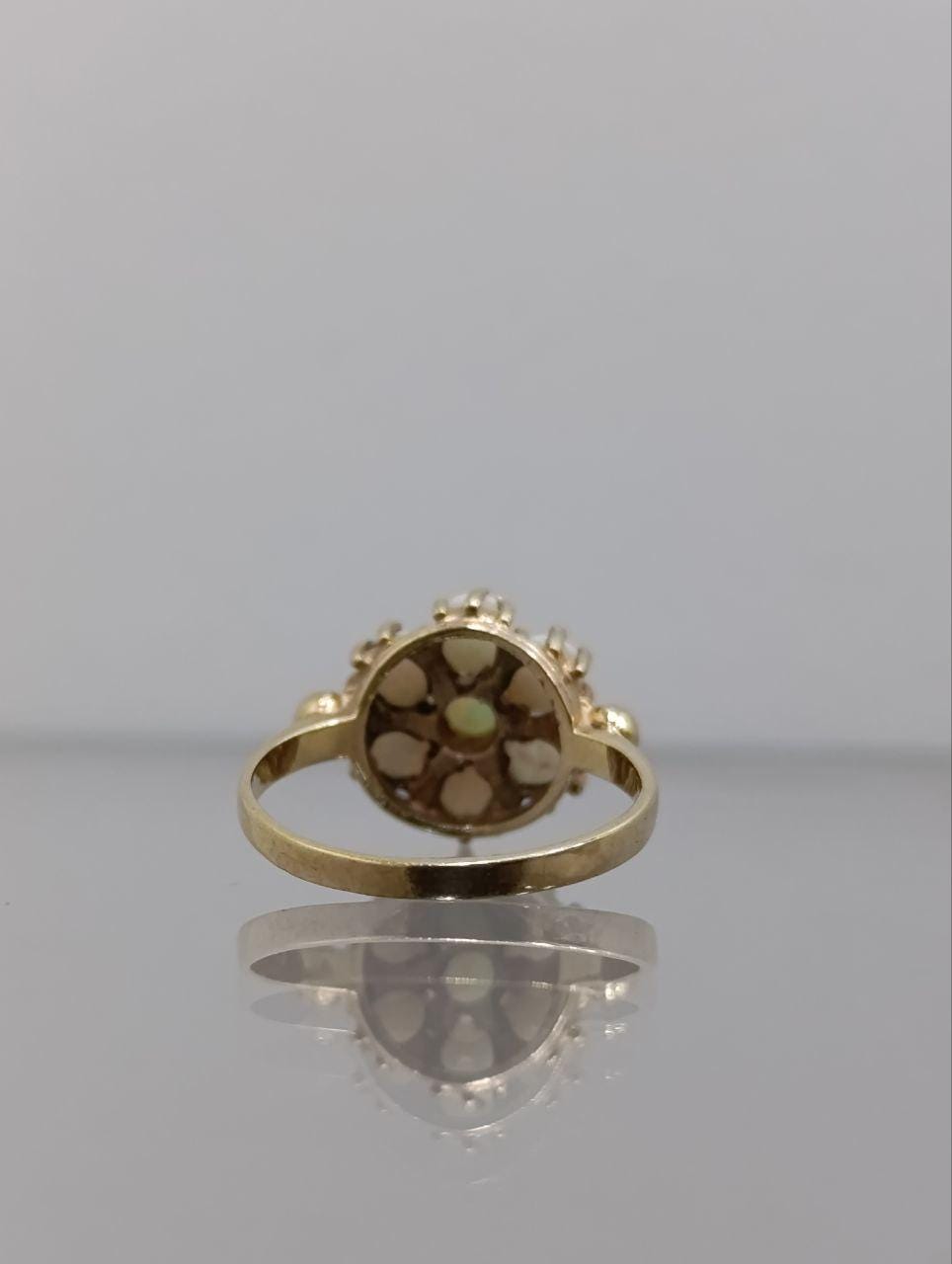 Vintage 9ct Gold Opal Daisy Cluster Ring - Size M