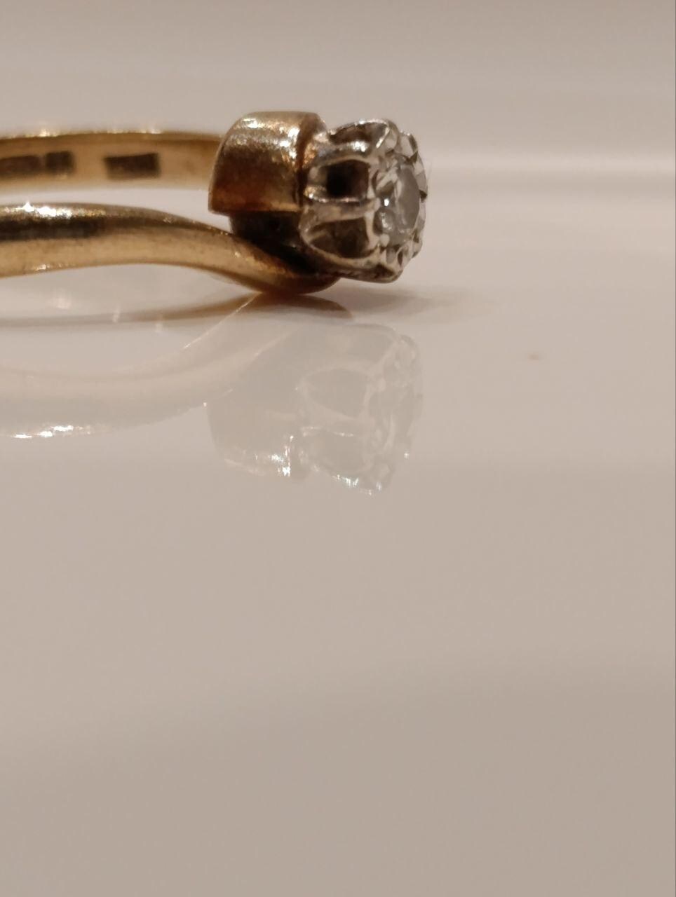 9ct Yellow Vintage Gold Diamond Twist Ring - Art Deco Style