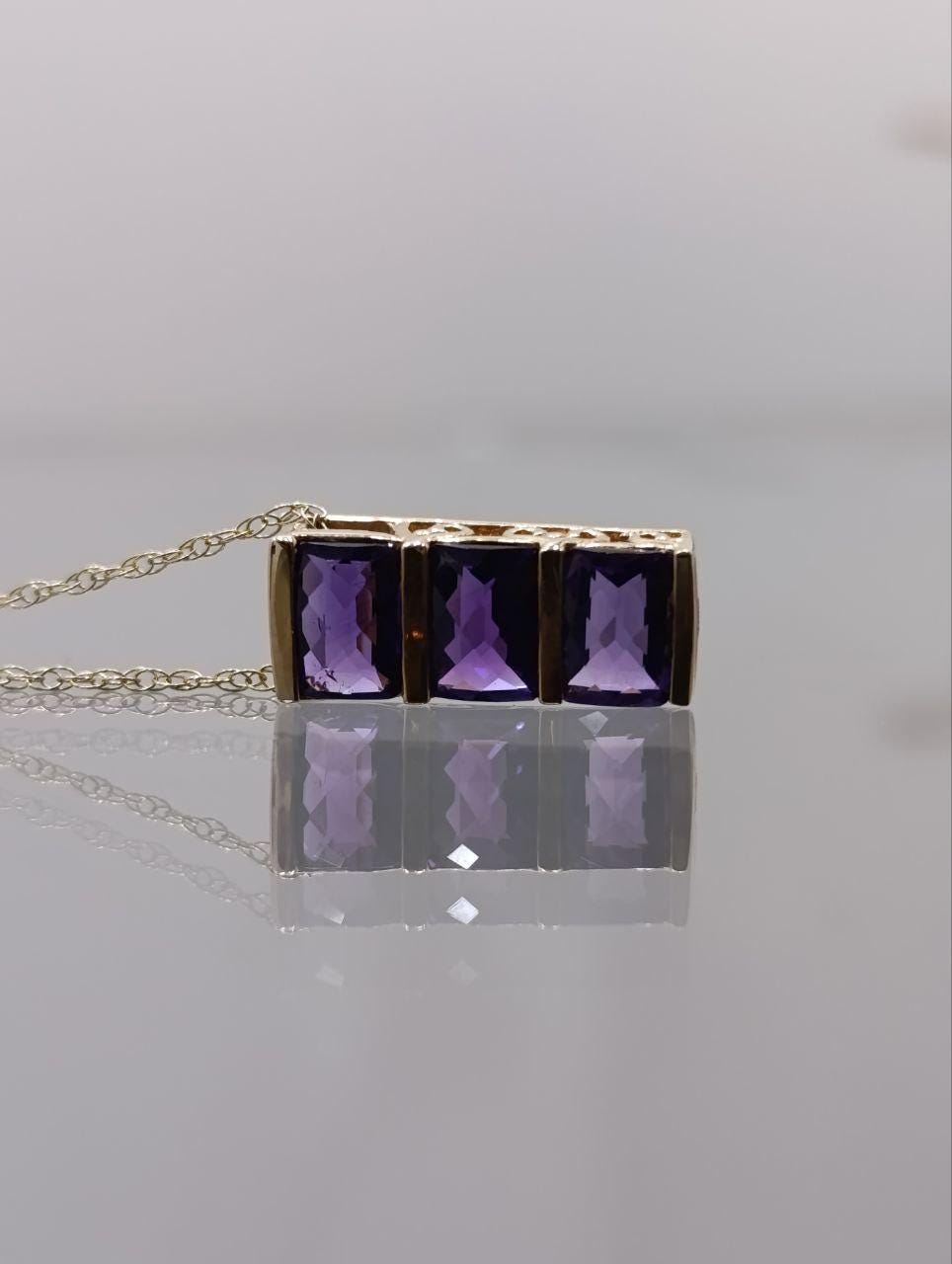 14ct Gold Amethyst Bar Pendant Necklace - 18 Inch Chain