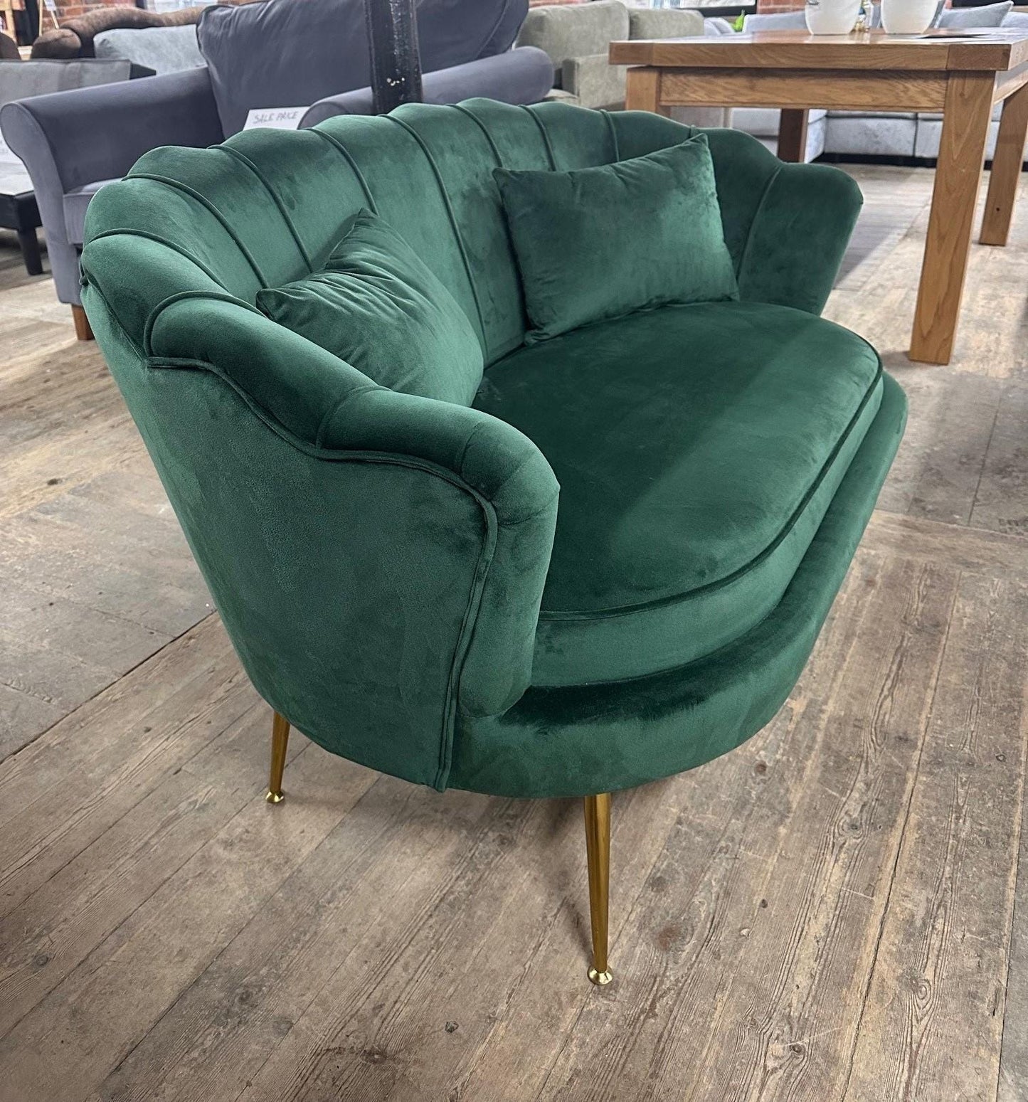 Mid Century Modern Style Velvet Love Seat - Stylish & Compact Design