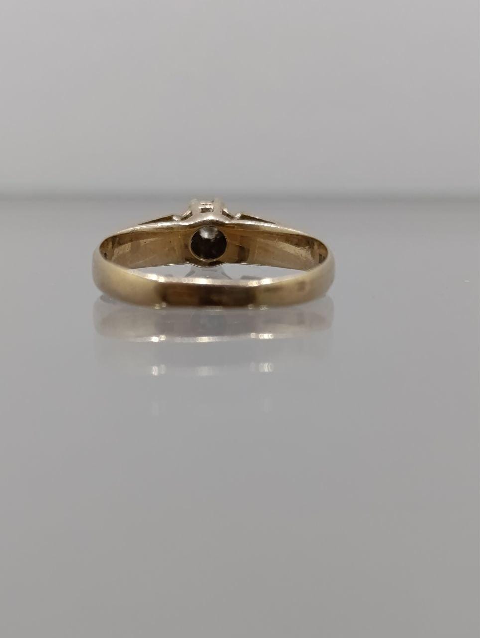 Vintage 9ct Gold Diamond Solitaire Ring - Size N