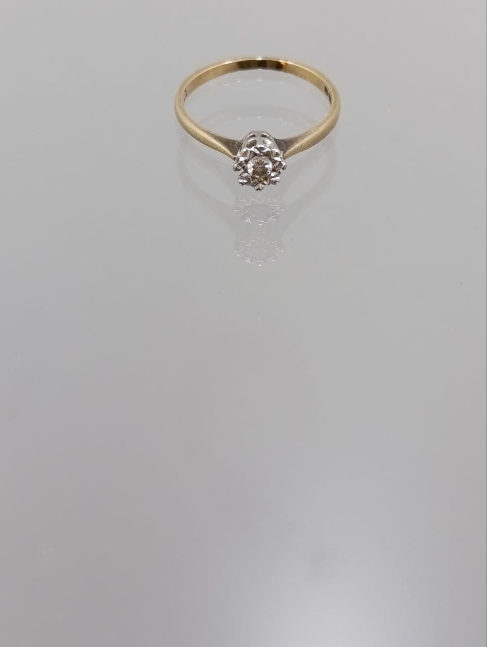 Vintage 9ct Gold Diamond Solitaire Ring - Size N