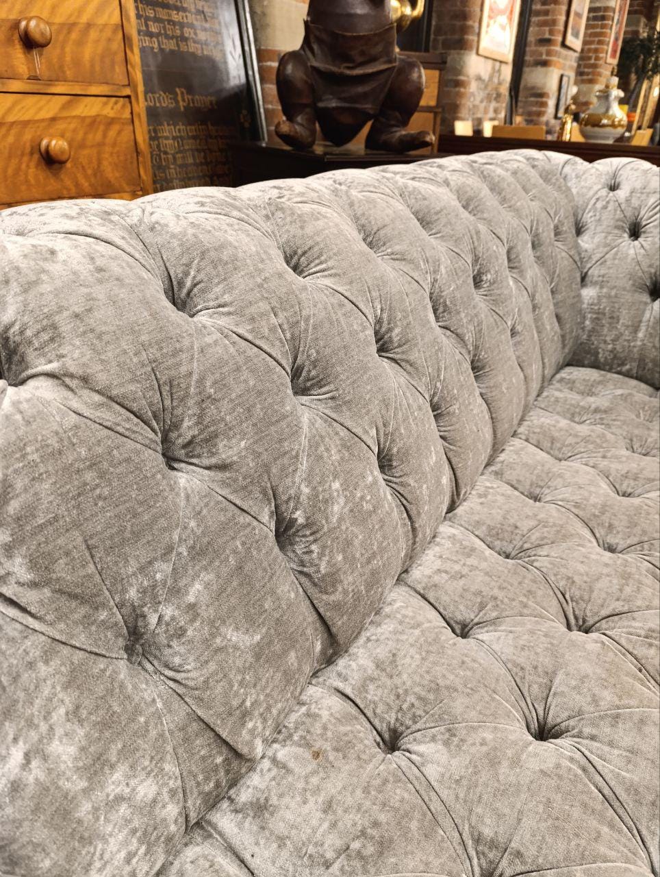 Classic Chesterfield 3-Seater Sofa in Grey Chenille - Balmoral Style
