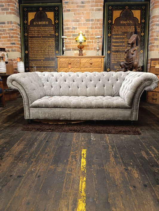 Classic Chesterfield 3-Seater Sofa in Grey Chenille - Balmoral Style