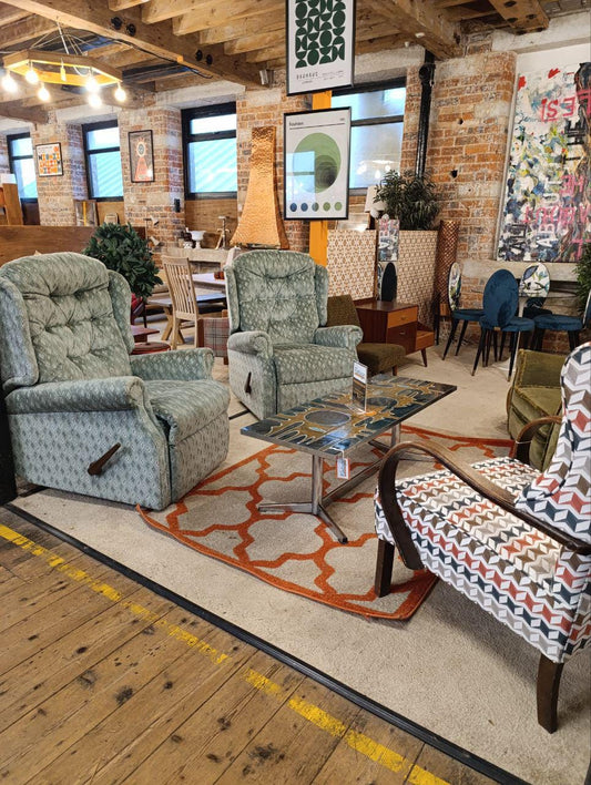 Mid-Century Modern Recliner Armchair - Pale Green - Supportive & Stylish