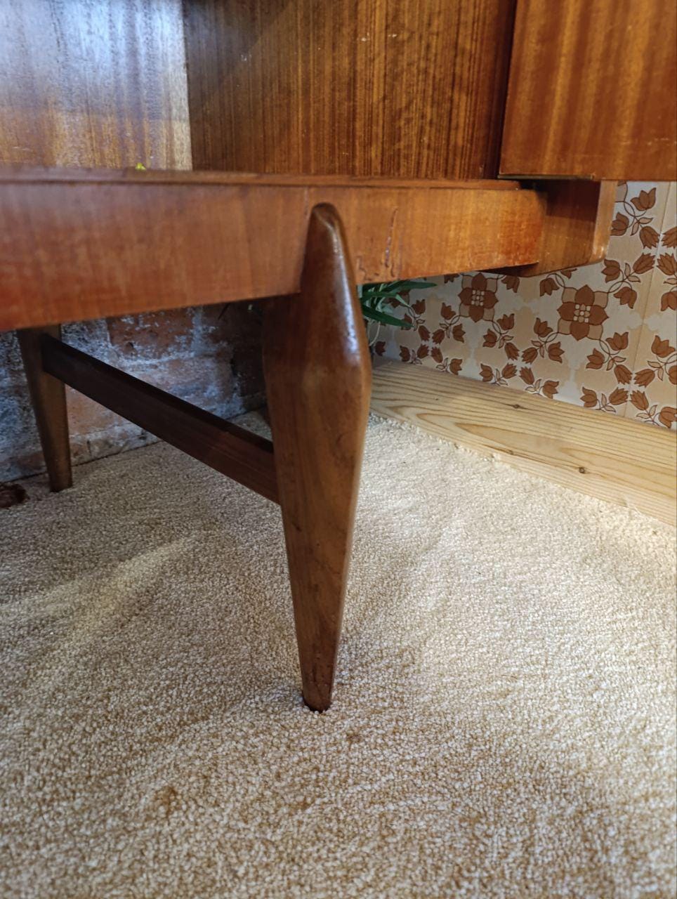 Very Rare French Modern Low Sideboard - 1960s Beech and Maple Design, W221cm