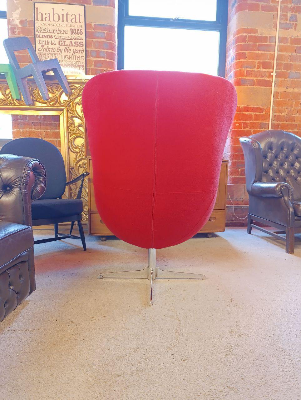 Mid-Century Modern Egg Chair - Red Wool Upholstery, Swivel Base, 1960s Design