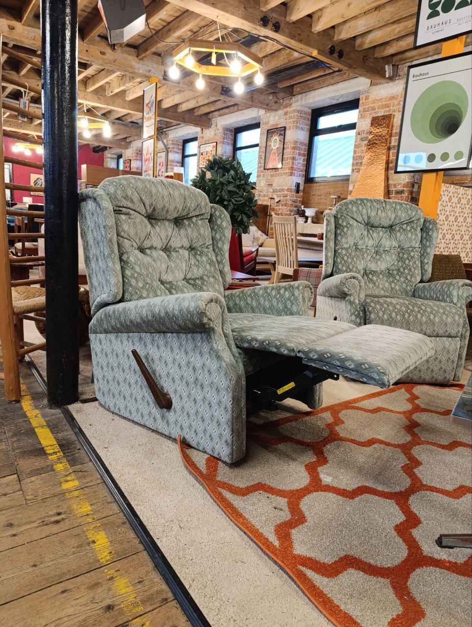 Mid-Century Modern Recliner Armchair - Pale Green - Supportive & Stylish