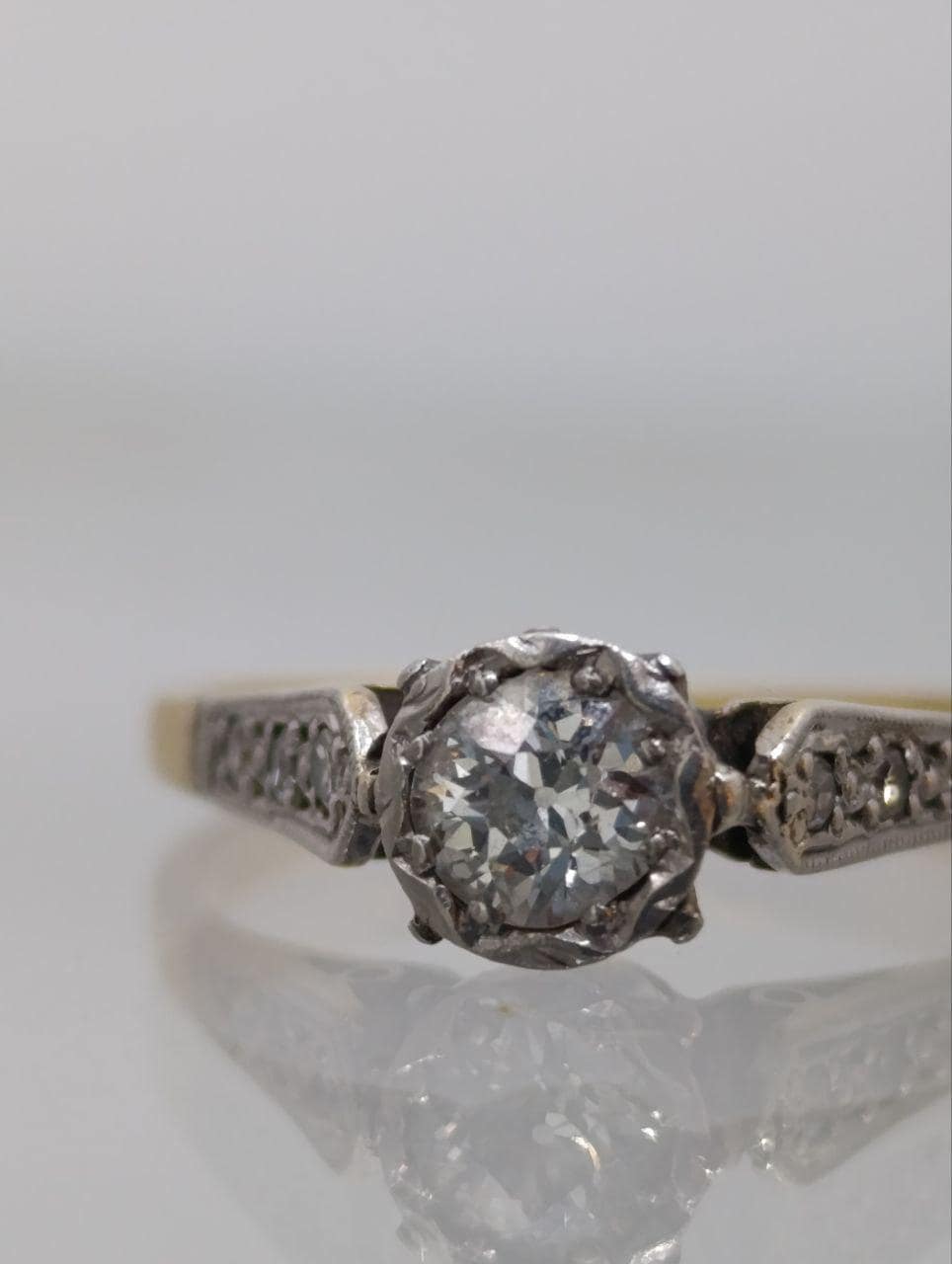 Vintage 18ct Yellow Gold Solitaire Diamond Ring - 1970s, Graduated Shoulder Diamonds, Size M
