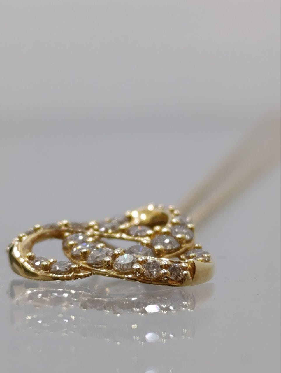 18ct Gold Diamond Knot Pendant Necklace - 1ct Sparkle