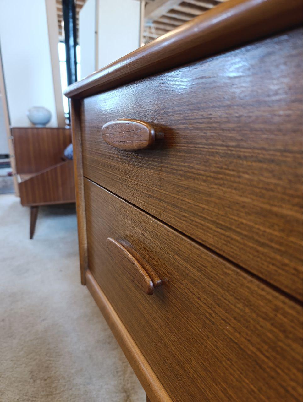 1960s Teak Dressing Table by Austinsuite - Four Drawers, Secret Compartment, Detachable Mirror