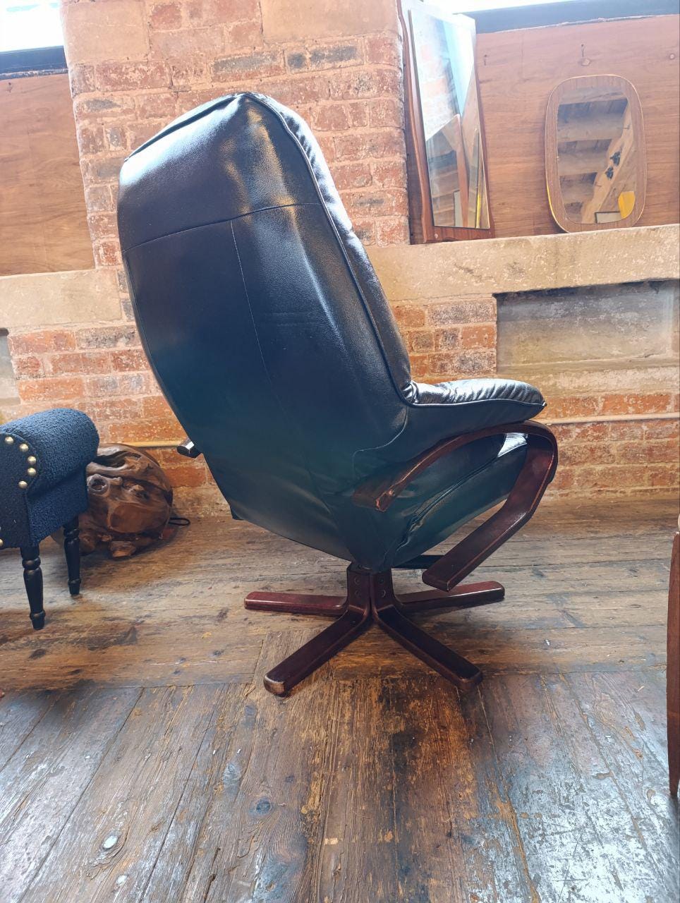 Vintage Unico Danish Stressless Leather Armchair - Dark Turquoise, Rosewood Frame, Mid-Century Modern